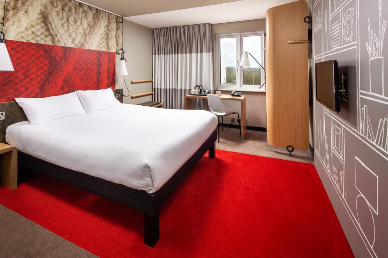 Отель Ibis Rugby East Крик Экстерьер фото