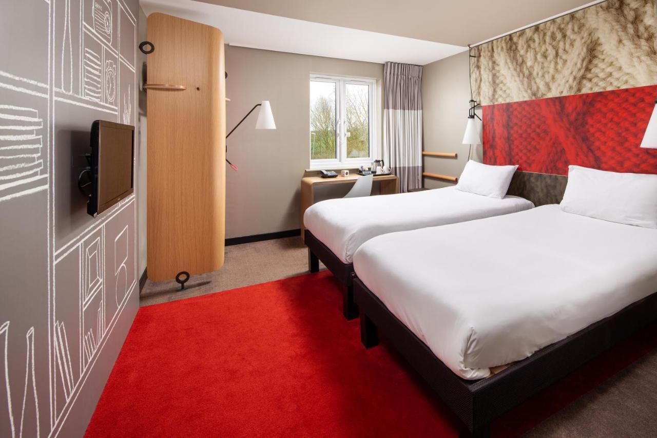 Отель Ibis Rugby East Крик Экстерьер фото