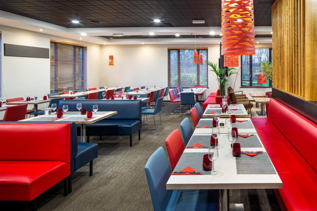 Отель Ibis Rugby East Крик Экстерьер фото